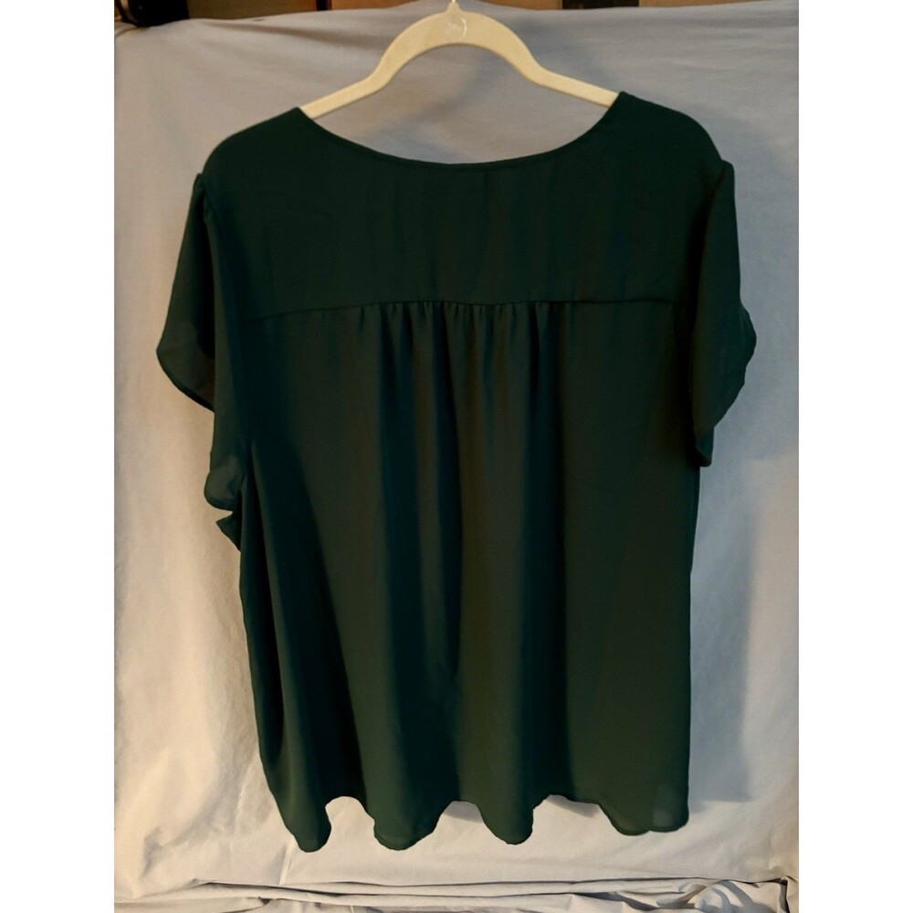 torrid blouse size 4 - Picture 2 of 3